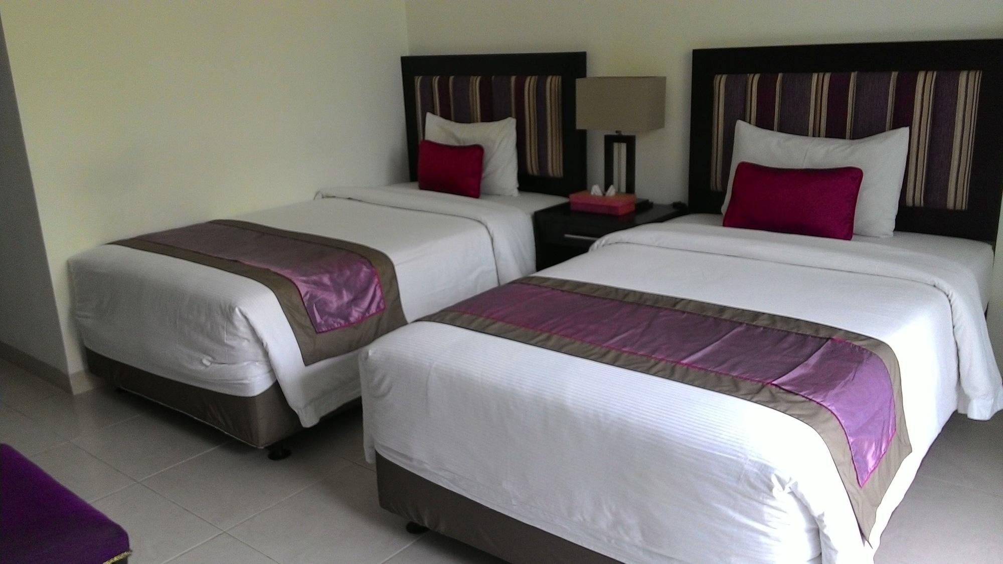 Puri Maharani Boutique Hotel دنباسار المظهر الخارجي الصورة