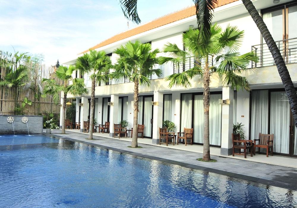 Puri Maharani Boutique Hotel دنباسار المظهر الخارجي الصورة