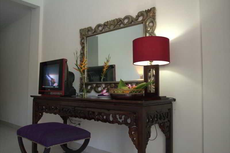 Puri Maharani Boutique Hotel دنباسار المظهر الخارجي الصورة