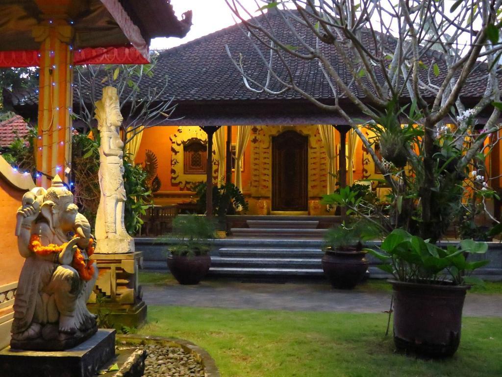Puri Maharani Boutique Hotel دنباسار المظهر الخارجي الصورة