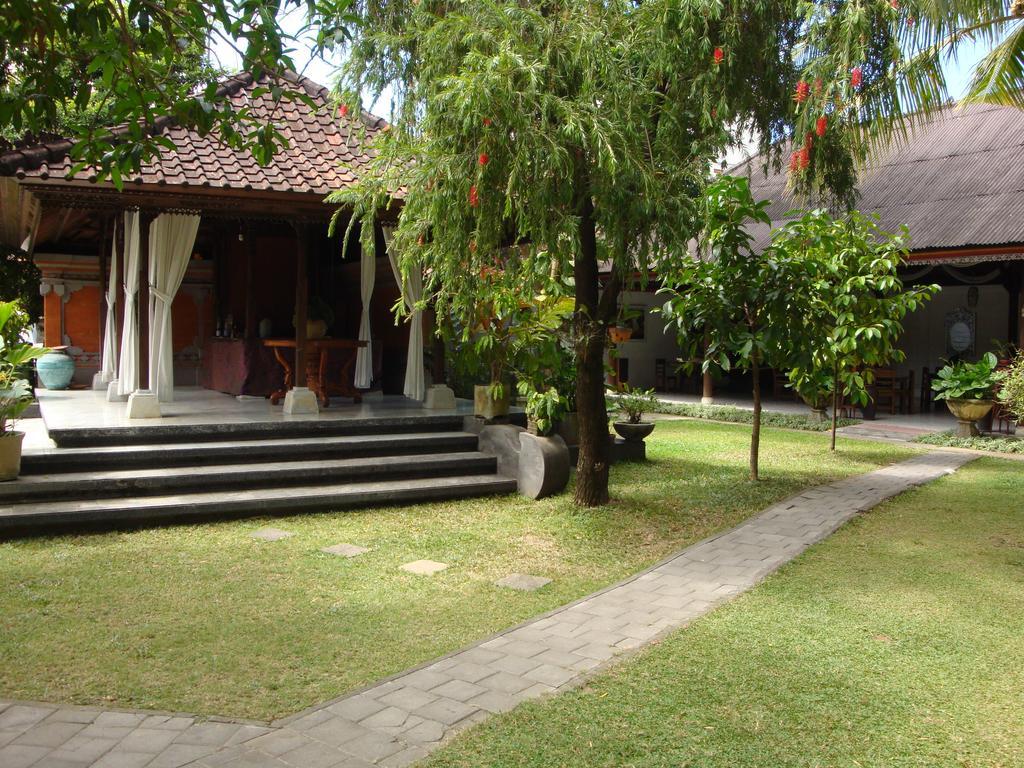 Puri Maharani Boutique Hotel دنباسار المظهر الخارجي الصورة