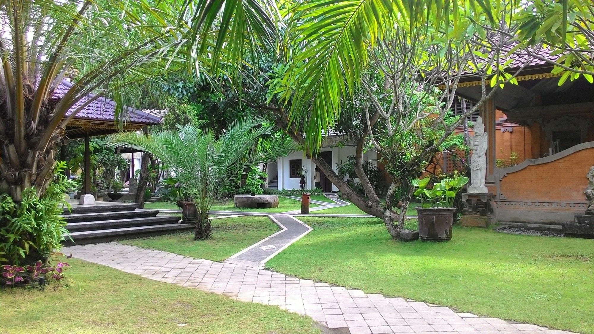 Puri Maharani Boutique Hotel دنباسار المظهر الخارجي الصورة