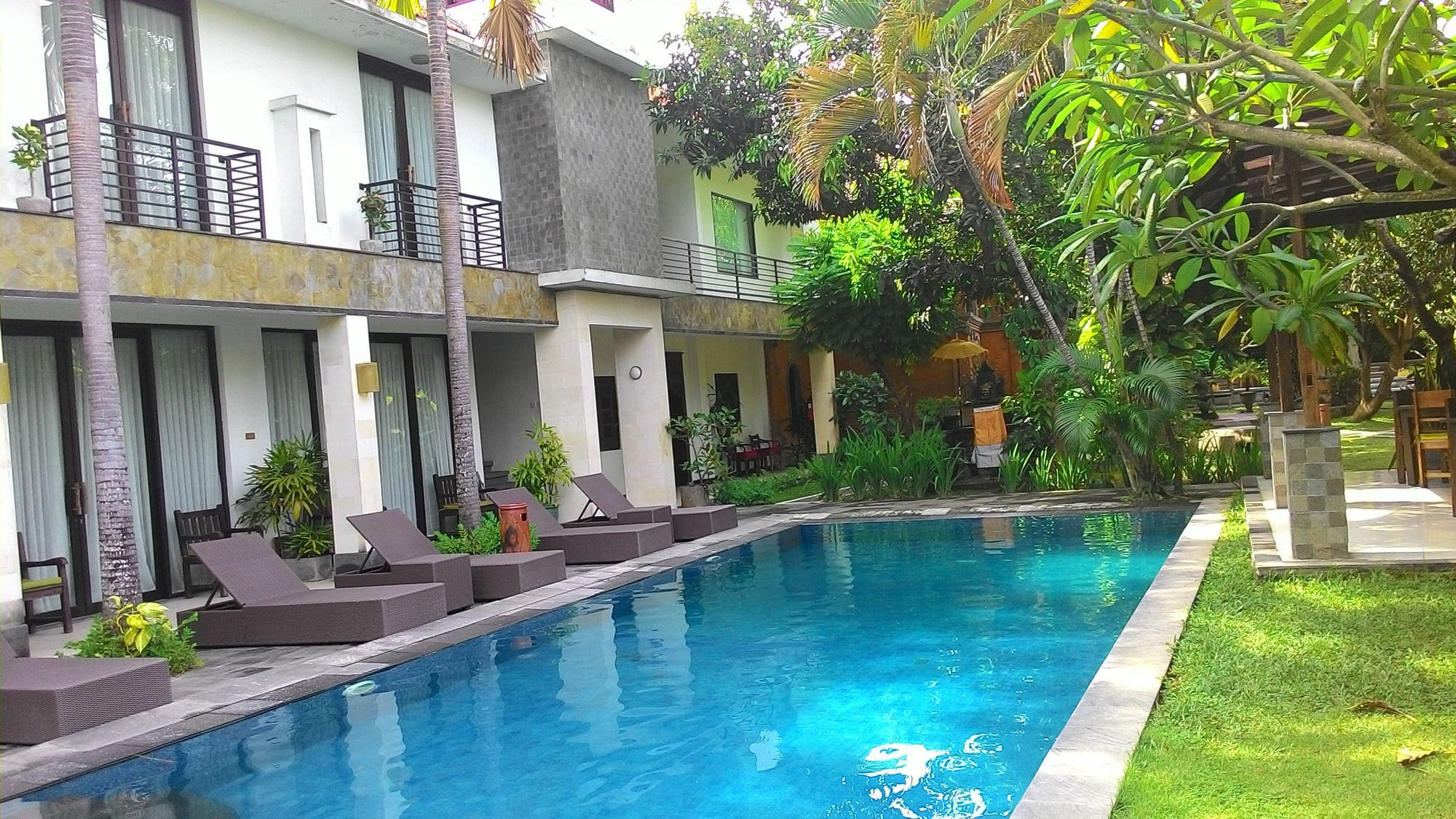 Puri Maharani Boutique Hotel دنباسار المظهر الخارجي الصورة